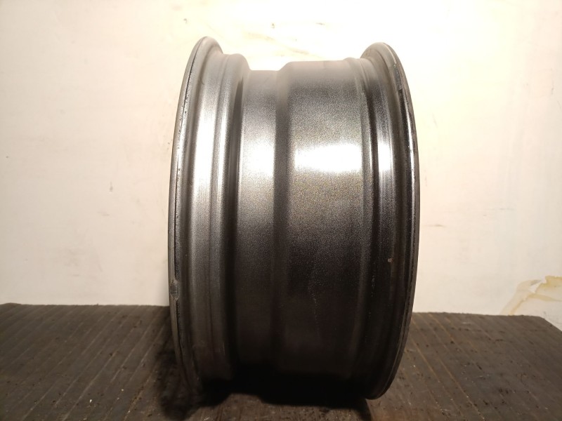 Recambio de llanta para peugeot expert furgón pro standard referencia OEM IAM 9806106780 R167JX16H2ET46 