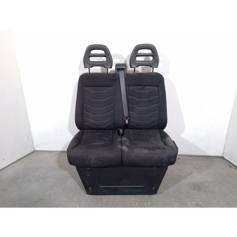 Recambio de asiento delantero derecho para iveco daily vi furgoneta 33s15, 35s15, 35c15 referencia OEM IAM   