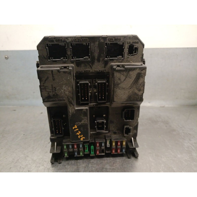 Recambio de caja reles / fusibles para peugeot 307 (3a/c) 2.0 16v referencia OEM IAM 9651197580 9651196880 