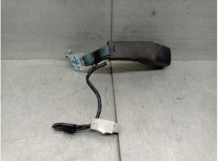 Recambio de enganche cinturon para lexus ct (zwa10_) 200h (zwa10_) referencia OEM IAM 7338076020C0 7338076020C0 
