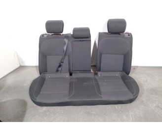 Recambio de asientos traseros para skoda rapid spaceback (nh1) 1.6 tdi referencia OEM IAM   