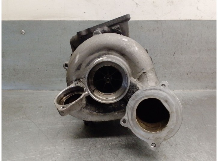 Recambio de turbocompresor para bmw x5 (e70) xdrive 35 d referencia OEM IAM KP262871 11657811404 5326970001