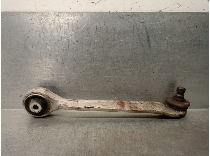 Recambio de brazo suspension superior delantero derecho para volkswagen passat b5.5 (3b3) 1.9 tdi referencia OEM IAM 8E0407506A 