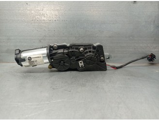 Recambio de motor cierre centralizado porton para bmw x5 (e70) xdrive 35 d referencia OEM IAM 51244443052 51244443052 977706103