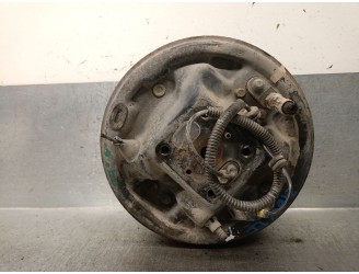 Replacement rear right stub axle for Ford Focus saloon (CAK) 1.6 16V CAT OEM IAM reference 1138520 1138520 