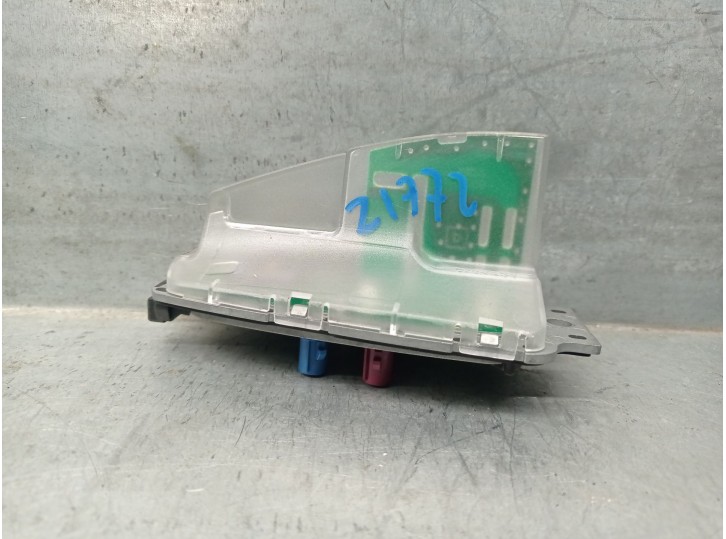 Recambio de antena para bmw x5 (e70) xdrive 35 d referencia OEM IAM 694041806 E91E70