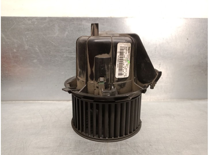 Recambio de motor calefaccion para citroën c3 ii (sc_) 1.4 hdi 70 (sc8hzc, sc8hr0, sc8hp4) referencia OEM IAM 6441CR 6441CR T419