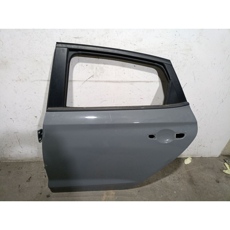 Recambio de puerta trasera izquierda para hyundai i30 (pde, pd, pden) 2.0 n referencia OEM IAM  77003G4700 