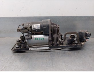 Recambio de bomba suspension para bmw serie 5 touring (e61) 2.5 cat referencia OEM IAM 676908201 37106793778 14178311