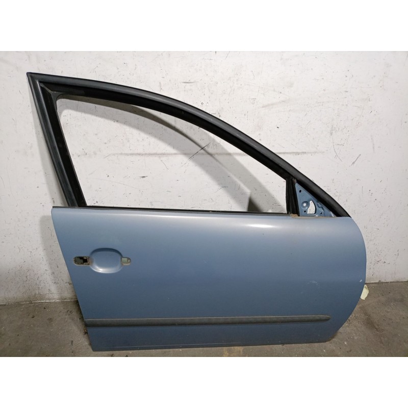 Recambio de puerta delantera derecha para seat ibiza iii (6l1) 1.4 tdi referencia OEM IAM  6L4831056S 