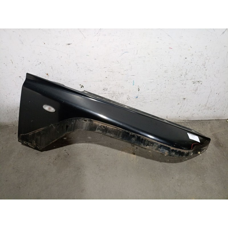 Recambio de aleta delantera derecha para ssangyong korando (kj) 2.9 td referencia OEM IAM  5182106100 