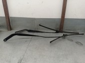 Recambio de brazo limpia delantero derecho para bmw x5 (e70) xdrive 35 d referencia OEM IAM 61617153739 61617153736