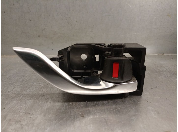 Replacement of right front interior door handle for Mazda 6 Sedan (GJ, GL) 2.2 D (GJ2FP) OEM IAM reference GHP958330C GHP958330C