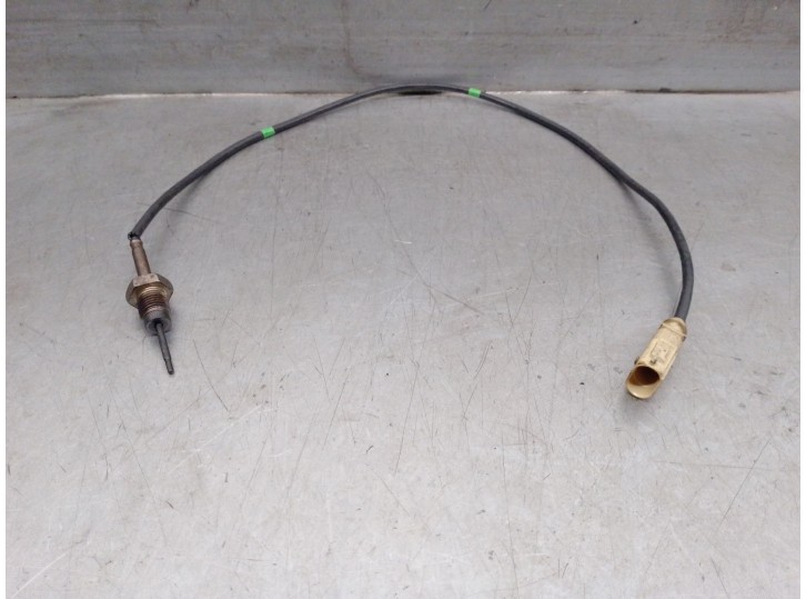 Replacement lambda sensor for Volkswagen Touran (5T1) 2.0 TDI OEM IAM reference 04L906088CD 
