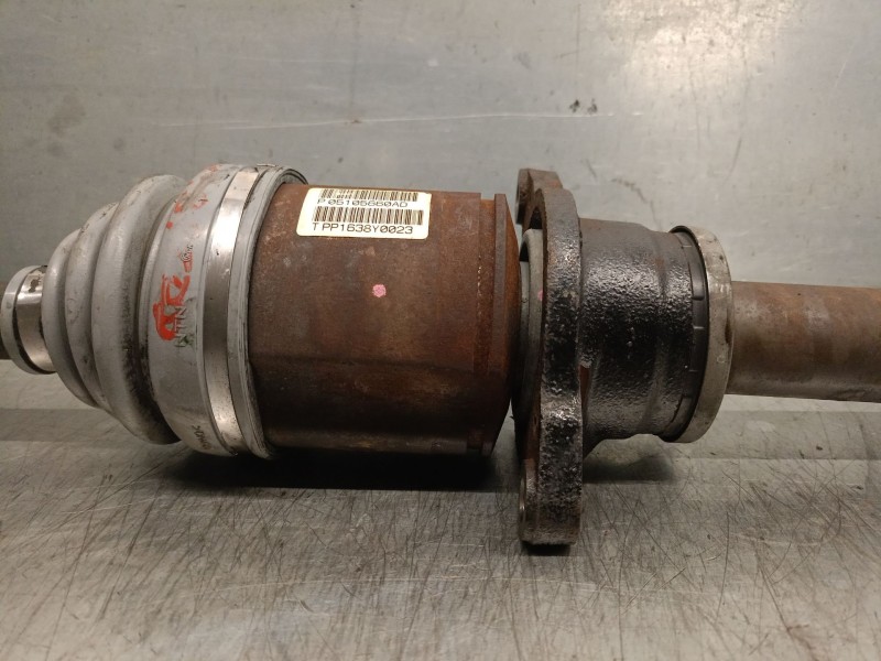 Recambio de transmision delantera derecha para dodge caliber 2.0 crd referencia OEM IAM P05105660AD 5105660AD 