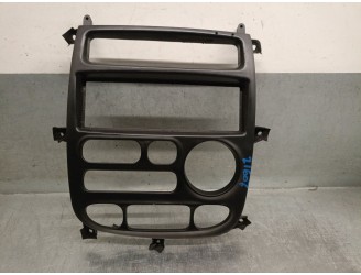 Recambio de molduras delanteras para hyundai h-1 / starex autobús (a1) 2.5 crdi referencia OEM IAM 847414A040 847414A040 