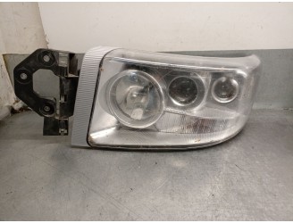 Replacement left headlight for Renault Premium Distribution OEM IAM reference 7482588678 5511163L