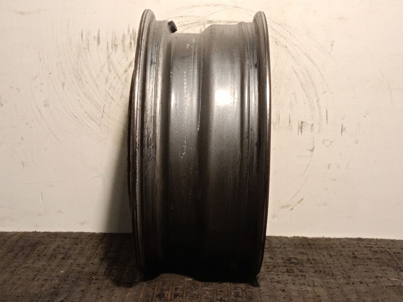 Recambio de llanta para iveco daily vi furgoneta 33s15, 35s15, 35c15 referencia OEM IAM 5801622004 R1661/2JX16H2ET68 