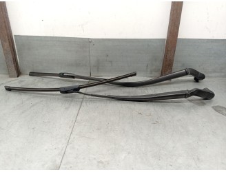 Recambio de brazo limpia delantero derecho para mazda 6 sedán (gj, gl) 2.2 d (gj2fp) referencia OEM IAM GHR167321  GHP967321