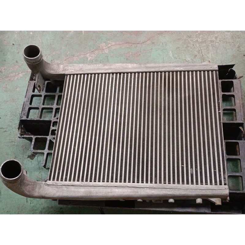 Recambio de intercooler para renault premium distribution referencia OEM IAM 7420833583  K2637 BEHR