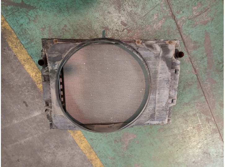 Replacement water radiator for Renault Premium Distribution OEM IAM reference 7485020213 8MK376745151 BEHR
