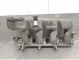 Recambio de colector admision para fiat stilo (192_) 1.9 jtd (192_xe1a) referencia OEM IAM 46761259 46822635 