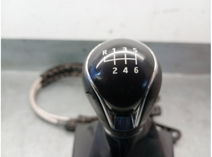 Recambio de palanca cambio para seat ateca (kh7, khp) 1.6 tdi referencia OEM IAM 510711049K 510711049P 