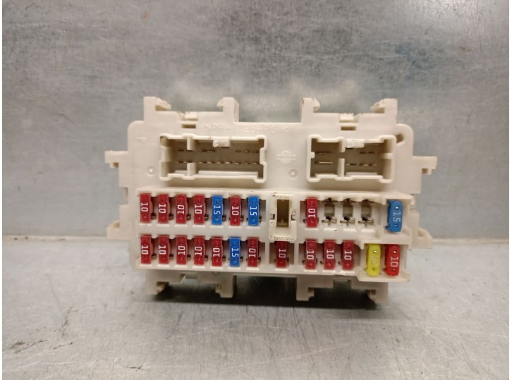 Recambio de caja reles / fusibles para nissan pathfinder (r51) 2.5 dci diesel cat referencia OEM IAM 24350EA00A 24350EA00A 
