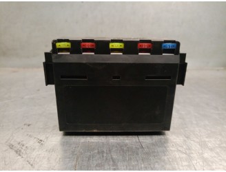 Recambio de caja reles / fusibles para lexus gs (_s19_) 450h (grs191_, gws191_) referencia OEM IAM 8921153020  DENSO