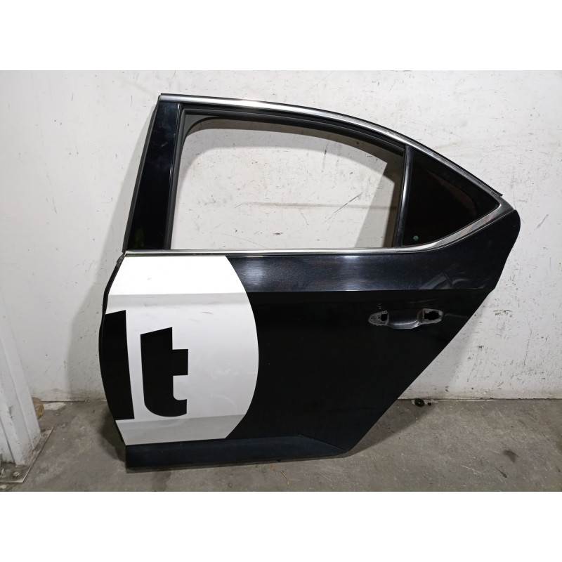 Recambio de puerta trasera izquierda para skoda superb iii (3v3) 2.0 tdi referencia OEM IAM 3V5833051 3V5833051 