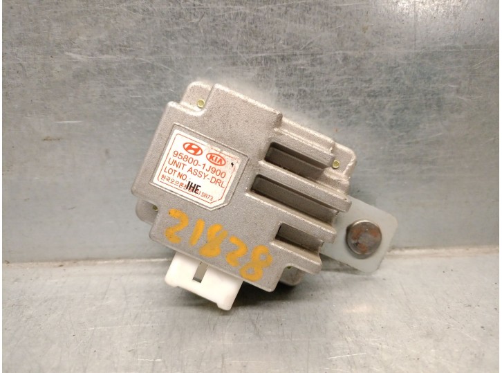 Recambio de modulo electronico para hyundai i20 i (pb, pbt) 1.2 referencia OEM IAM 958001J900 