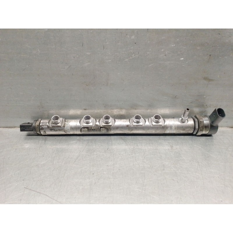 Recambio de rampa inyectora para bmw x1 (e84) sdrive 18 d referencia OEM IAM 780912704 13537809127 0445214182 BOSCH