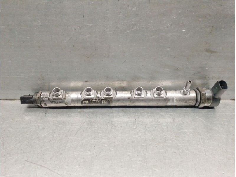Recambio de rampa inyectora para bmw x1 (e84) sdrive 18 d referencia OEM IAM 780912704 13537809127 0445214182 BOSCH