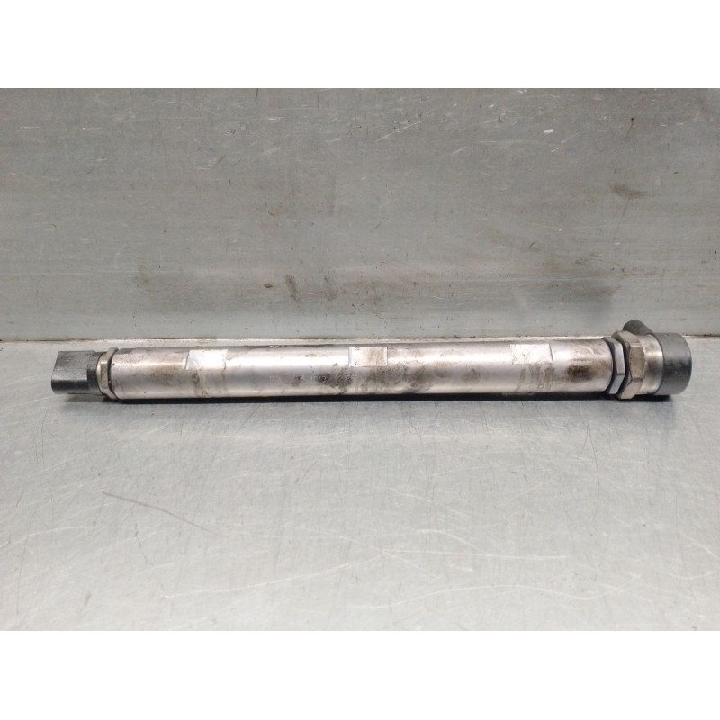 Recambio de rampa inyectora para bmw x1 (e84) sdrive 18 d referencia OEM IAM 780912704 13537809127 0445214182 BOSCH