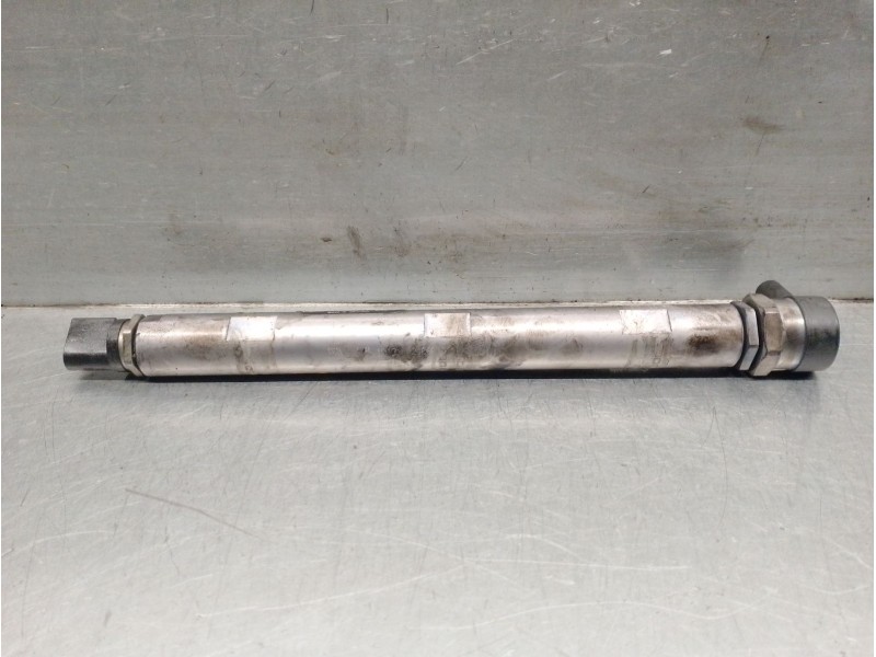 Recambio de rampa inyectora para bmw x1 (e84) sdrive 18 d referencia OEM IAM 780912704 13537809127 0445214182 BOSCH