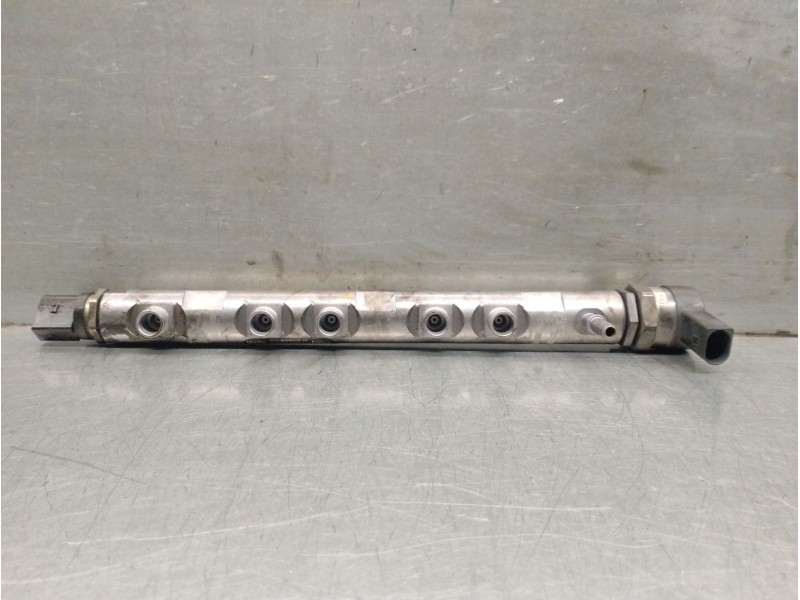 Recambio de rampa inyectora para bmw x1 (e84) sdrive 18 d referencia OEM IAM 780912704 13537809127 0445214182 BOSCH