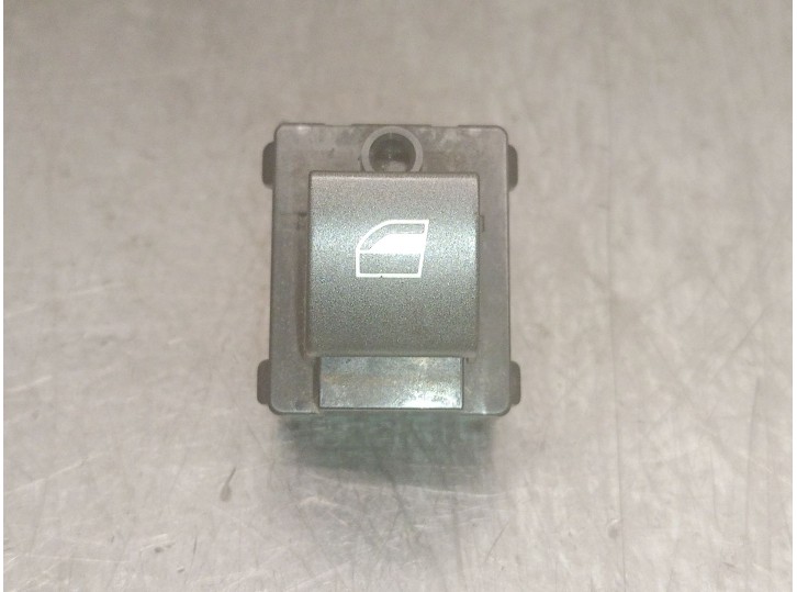 Recambio de mando elevalunas trasero derecho para bmw 7 (e65, e66, e67) 730 ld referencia OEM IAM 8379597 E0200016