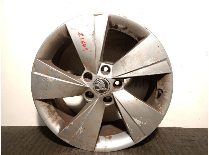 Recambio de llanta para skoda superb iii (3v3) 2.0 tdi referencia OEM IAM 3V0601025AB R177JX17H2ET40 