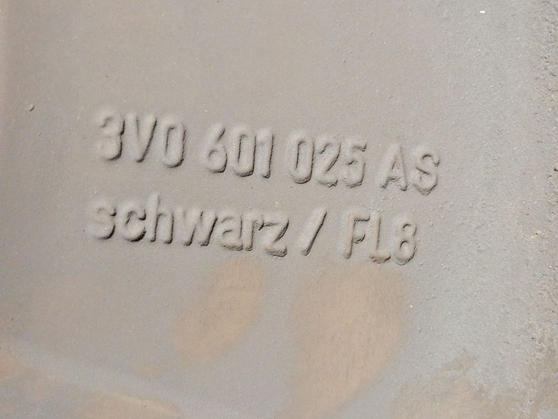 Recambio de llanta para skoda superb iii (3v3) 2.0 tdi referencia OEM IAM 3V0601025AS R176.5JX17H2ET41 