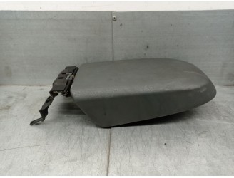 Recambio de apoyabrazos central para ford grand c-max (dxa/cb7, dxa/ceu) 1.6 tdci referencia OEM IAM 1827422 1827422 