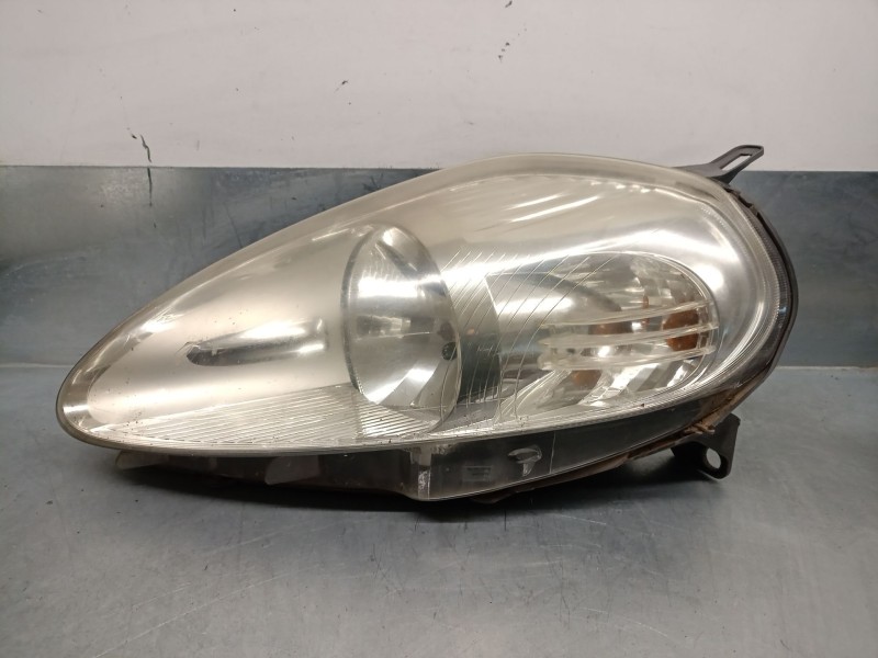 Recambio de faro izquierdo para fiat grande punto (199_) 1.3 d multijet referencia OEM IAM 51840995 51840995 