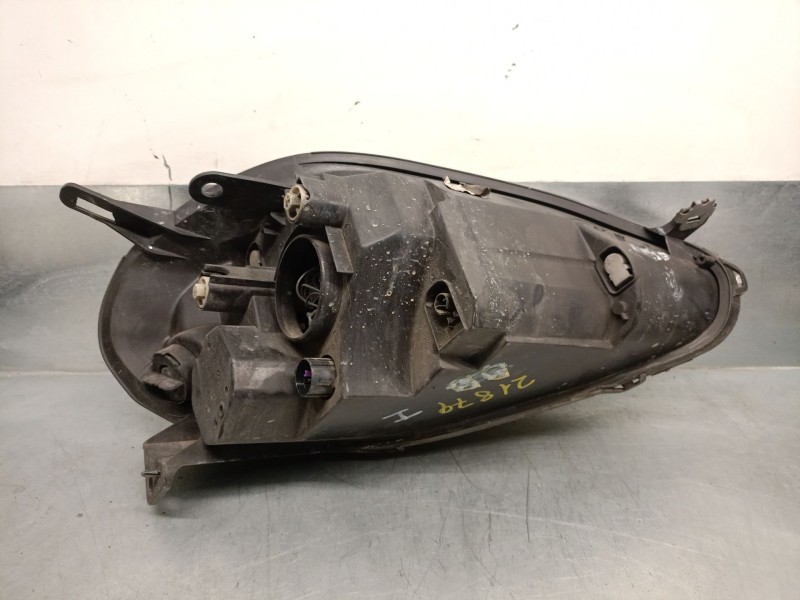 Recambio de faro izquierdo para fiat grande punto (199_) 1.3 d multijet referencia OEM IAM 51840995 51840995 