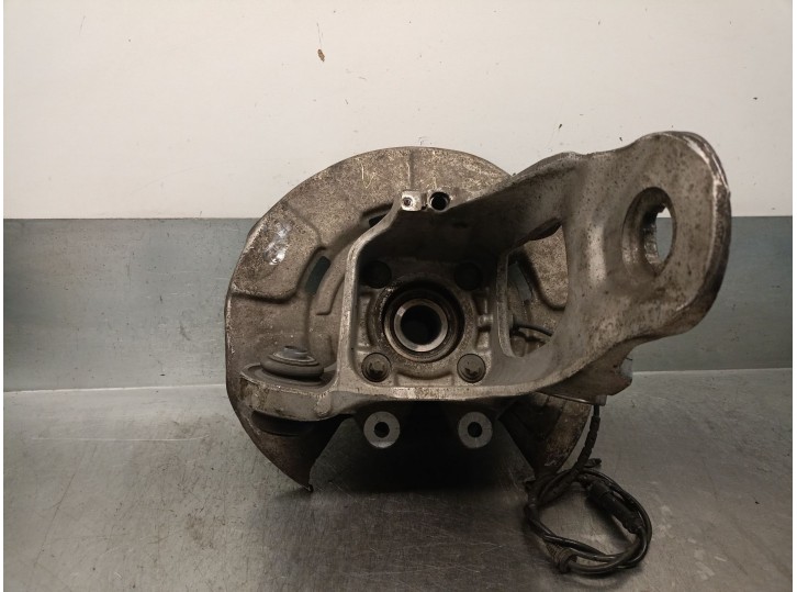 Recambio de mangueta trasera derecha para bmw x5 (e70) xdrive 35 d referencia OEM IAM 6770984 33326879102 