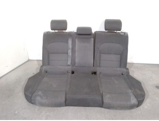 Recambio de asientos traseros para skoda superb iii (3v3) 2.0 tdi referencia OEM IAM   