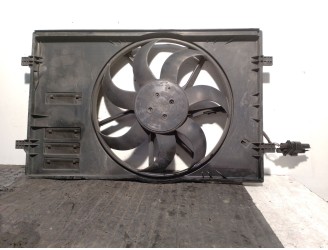 Recambio de electroventilador para skoda superb iii (3v3) 2.0 tdi referencia OEM IAM 5Q0121205AP 5Q0121207BD BROSE