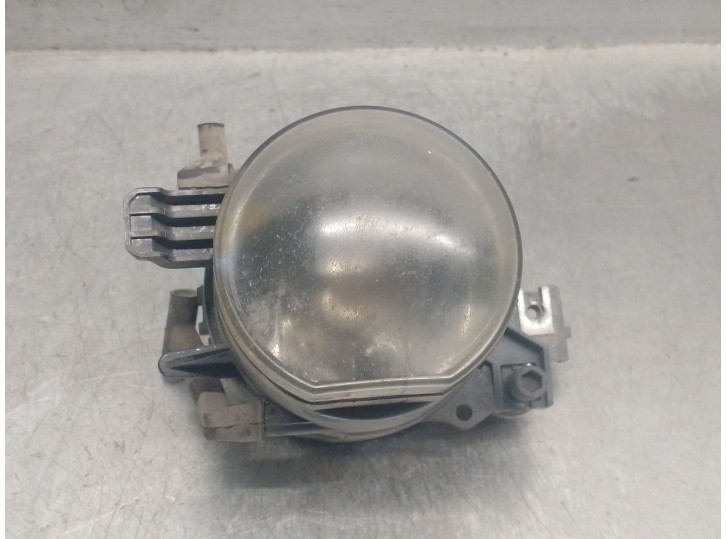Replacement right fog light for BMW 7 (E65, E66, E67) 730 ld OEM IAM reference 6163100001 63176943416 6943416