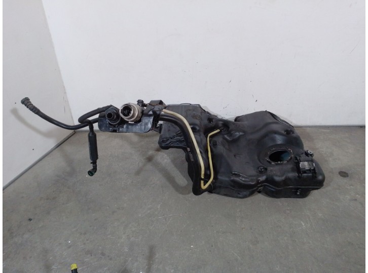 Recambio de deposito combustible para skoda superb iii (3v3) 2.0 tdi referencia OEM IAM  3Q0201055BL 