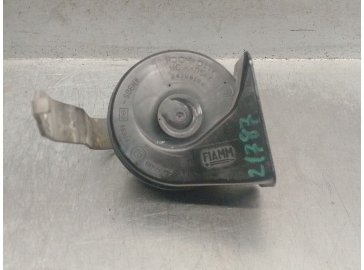 Recambio de claxon para bmw 7 (e65, e66, e67) 730 ld referencia OEM IAM AM80S 0055306 FIAMM