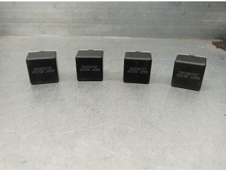 Recambio de rele para chrysler new yorker 3.5 i 24v referencia OEM IAM 56006707  831592255