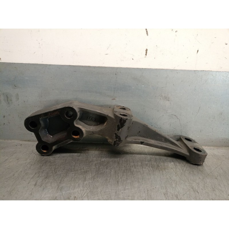 Recambio de soporte cambio para renault premium distribution referencia OEM IAM 548989 5010548989 